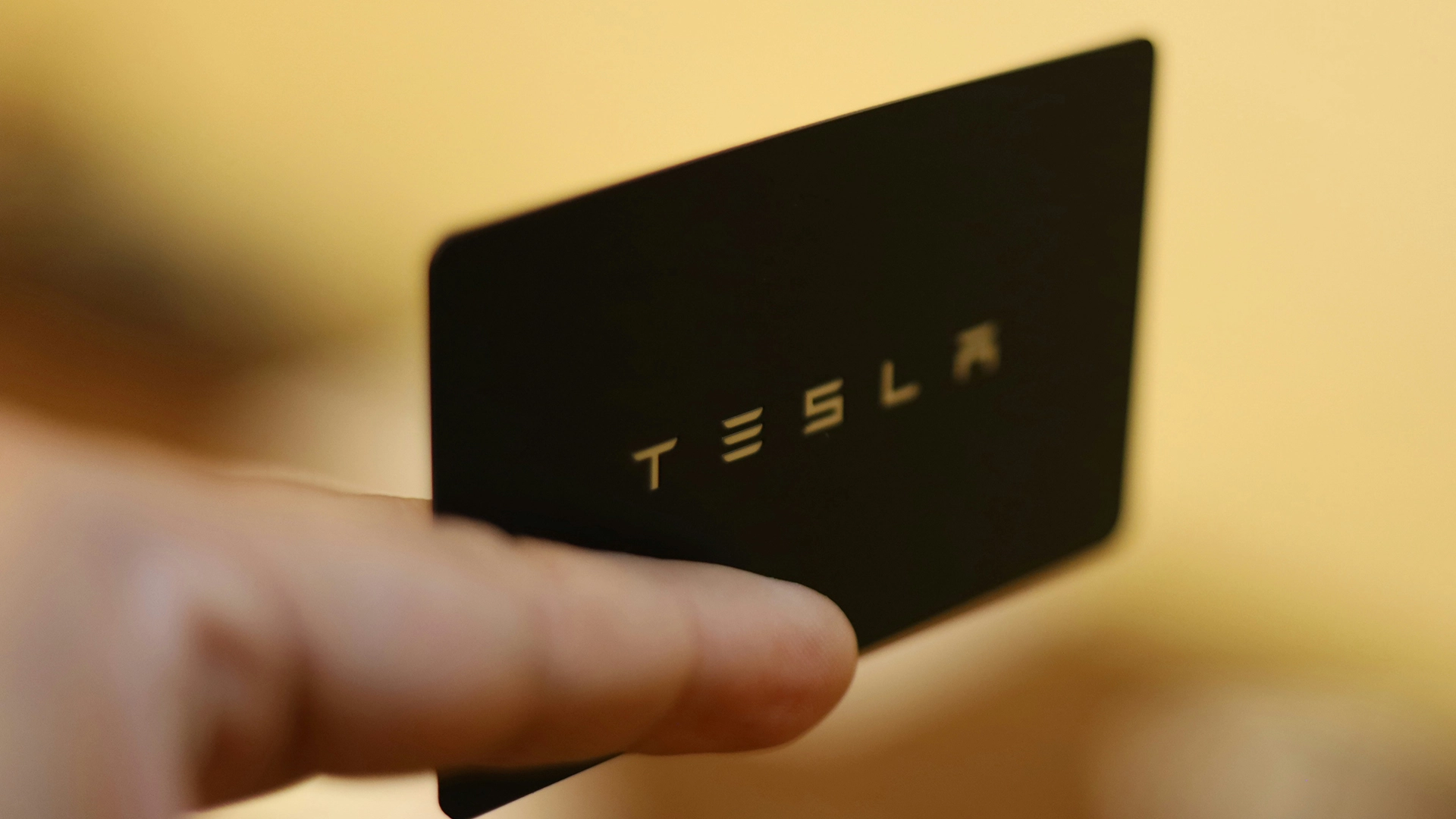 Tesla V&agrave; Samsung Đồng &Yacute; Với Thỏa Thuận Cung Cấp Chip Trị Gi&aacute; 16,5 Tỉ Đ&ocirc; La
