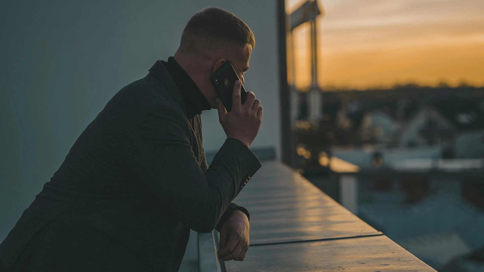 Nga Hạn Chế Cuộc Gọi Th&ocirc;ng Qua WhatsApp V&agrave; Telegram